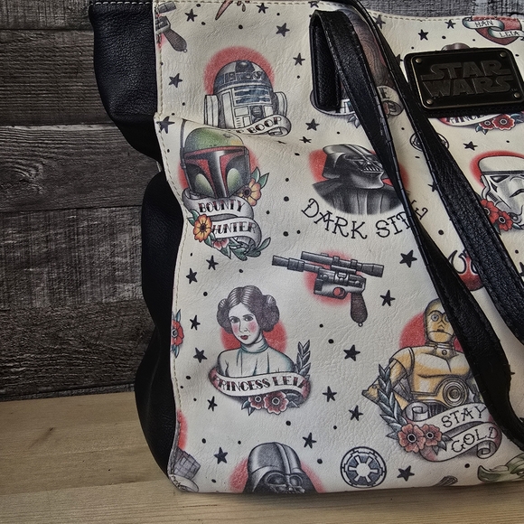 Loungefly Star Wars Tote Bag - Black and Cream - Picture 2 of 16